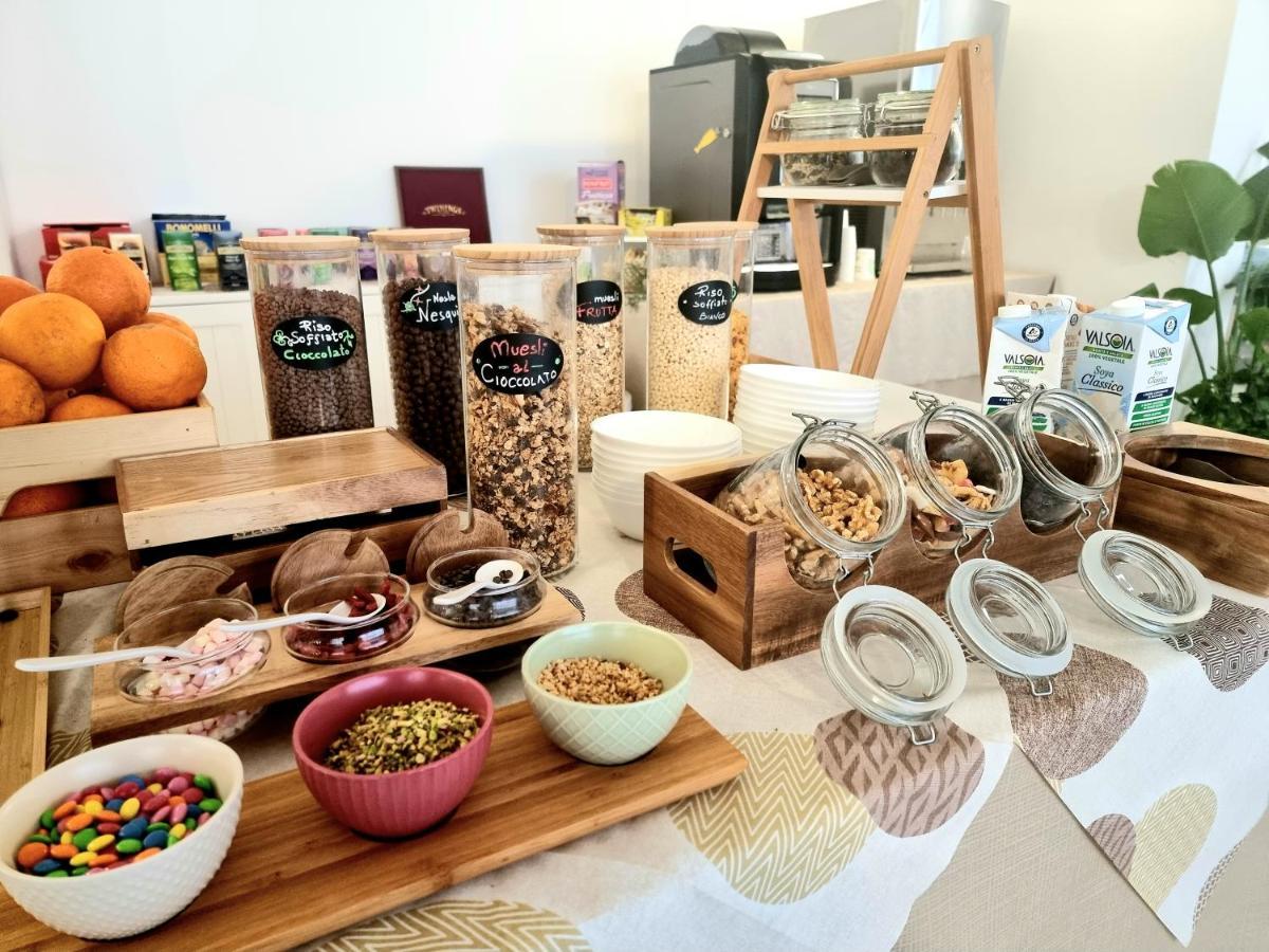 Hotel Elefantino Grey - Free Breakfast & Brunch Until 13-00 - Vicinissimi A Mirabilandia Milano Marittima Extérieur photo