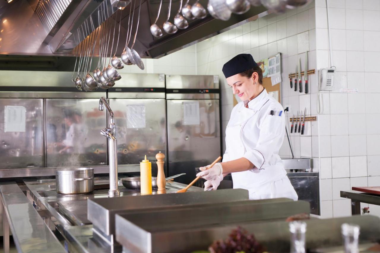 Hotel Elefantino Grey - Free Breakfast & Brunch Until 13-00 - Vicinissimi A Mirabilandia Milano Marittima Extérieur photo